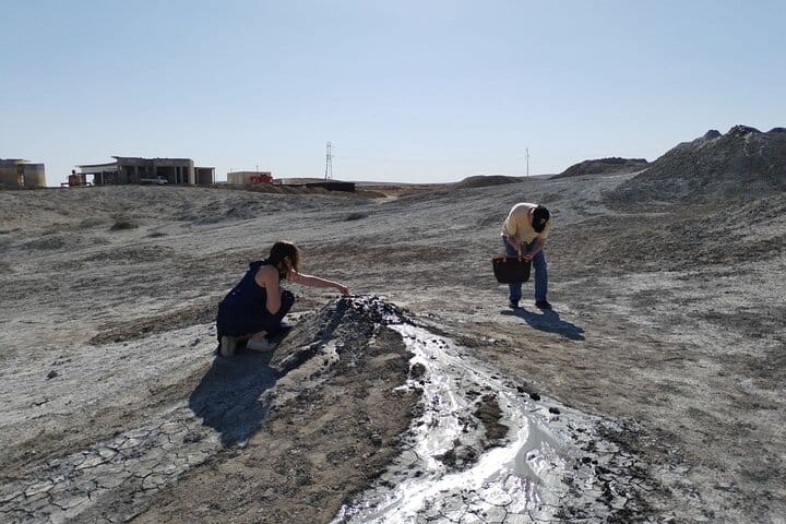 GobustanMuseum-rock-shelter_petroglyps-unesco-world-heritage-list-vla-tourism-Azerbaijan-tour