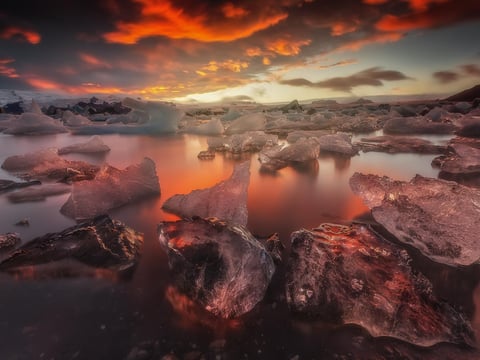 Private Glacier Lagoon & Sparkling Diamond Beach 