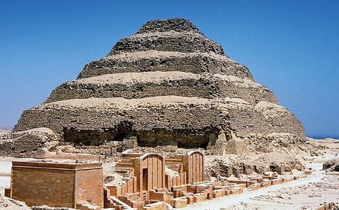 Saqqara and Memphis Tour with Pyramid Entry and Lunch