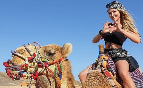 Desert Jeep Safari and Bedouin Dinner with Stargazing in Hurghada