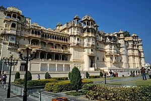 Udaipur Full Day Custom Tour with Transfers