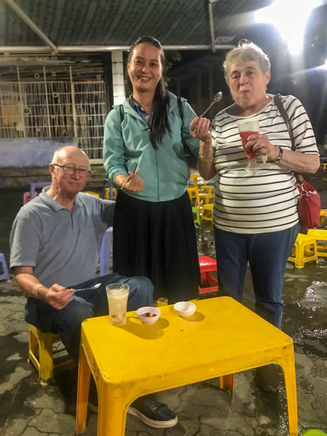 HUE FOOD AND CULTURE WALKING TOUR 7
