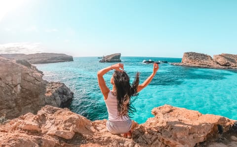 Gozo and Comino Day Tour from Sliema with Scenic Cruise