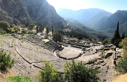5 Days Private Tour: Delphi – Meteora – Thessaloniki & Pelio