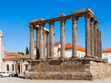 Évora and Alentejo Day Trip from Lisbon: Wine and History Tour