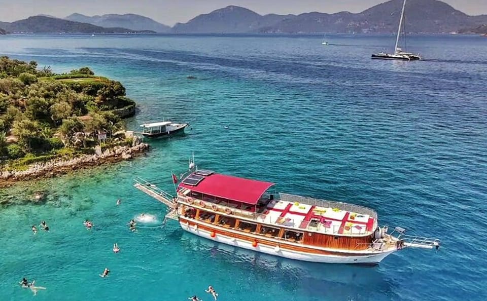Marmaris Boat Tour to Cleopatra Island and Gökova Bay