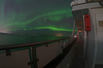 Northern Lights Yacht Cruise Experience in Reykjavík