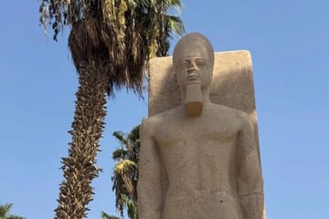 Private Tour of Giza Pyramids, Sphinx, Saqqara, and Memphis