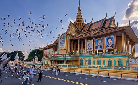 Cultural Exploration of Siem Reap and Angkor Wat in 8 Days