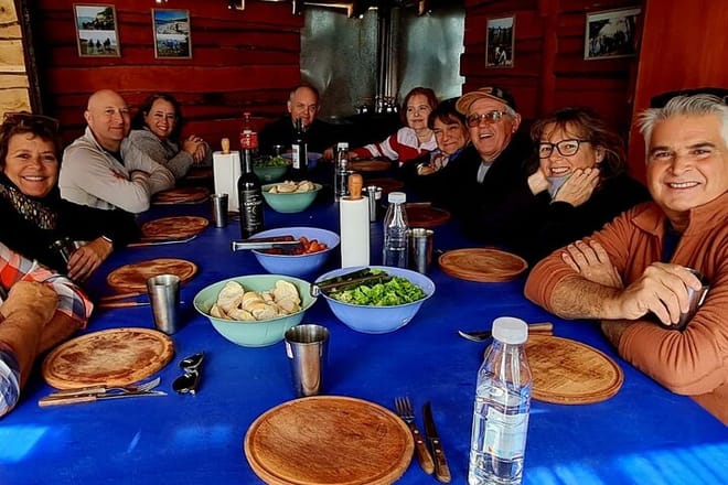 Winter in Ushuaia: Snowshoes, Snowmobile and Sleigh Rides 5