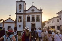  Historical Tour with Cachaça Tasting - BY PARATY TOURS 4