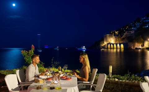 Dinner by the Sea: Alanya Beachside Culinary Experience
