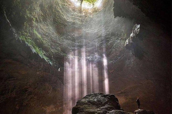 Jomblang cave