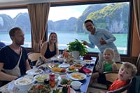 Lan Ha Serenity cruise - restaurant