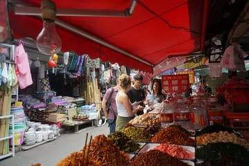 Chengdu Half-Day Food Tour of Hidden Back Alleys