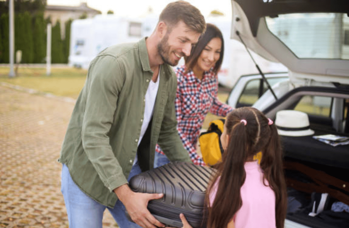 From KEF Airport: Private Transfer to Reykjavik in Iceland