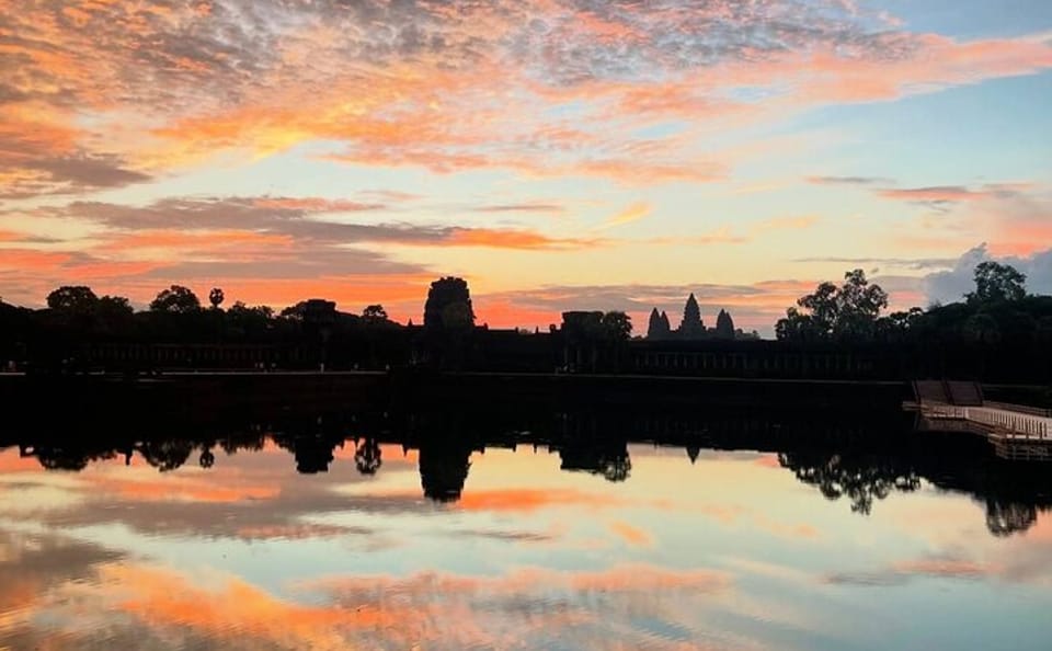 Private sunrise tour to Angkor Wat & other highlights with Professional Guide.