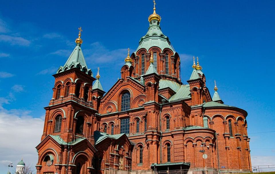 Private Walking Tour of Helsinki's Key Highlights