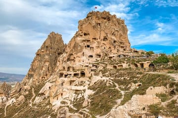 Cappadocia Red Tour: Explore Avanos and Göreme with Lunch