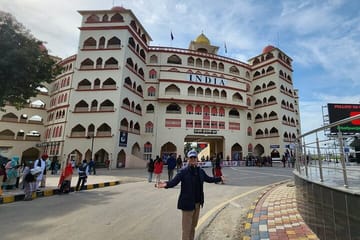 Golden Temple and Wagah Border 3-Day Cultural Tour in Amritsar