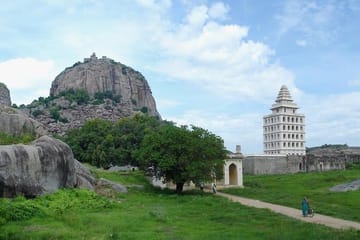 Day Trip from Trichy to Tiruvannamalai's Hill of Enlightenment