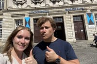 Bordeaux Old Town Exploration Game and Private Tour 3