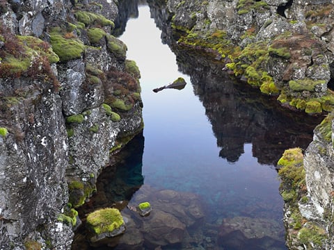 3 Day Summer Iceland Tour to Golden Circle, South Coast with Glacier Lagoon & Glacier Hike, photo 3