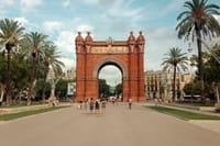 Private 4 Hours Barcelona Sightseeing Tour 9
