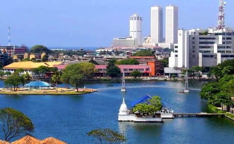 Colombo City Tour: Explore Sri Lanka's Capital Attractions