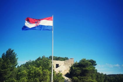 Shore Excursions: Krka Waterfalls & Skradin from Zadar Port