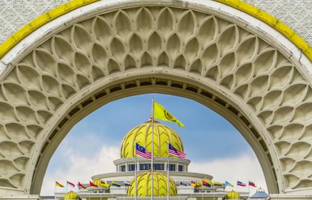 Private Kuala Lumpur City Tour with Batu Caves and Fireflies