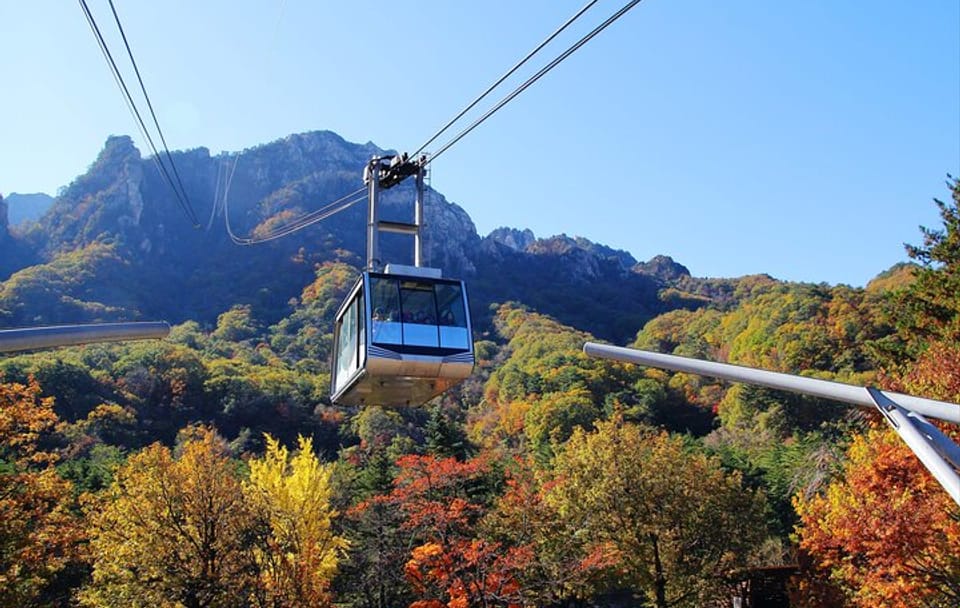 Private Mt.Seorak national park Tour and Sokcho