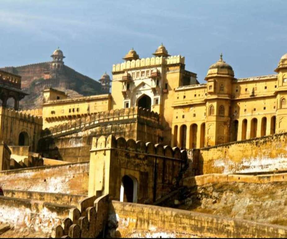 From Delhi :- 3 Days Rajasthan Tour