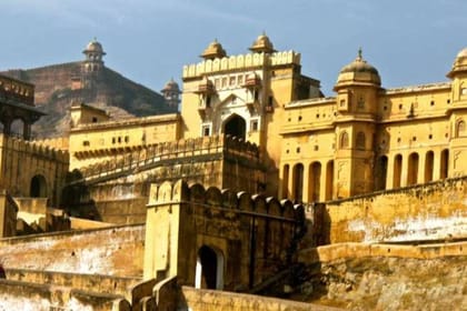From Delhi :- 3 Days Rajasthan Tour