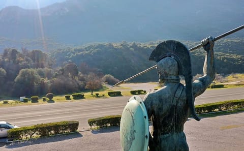 15-Day Private Cultural Tour of Arachova and Olympia