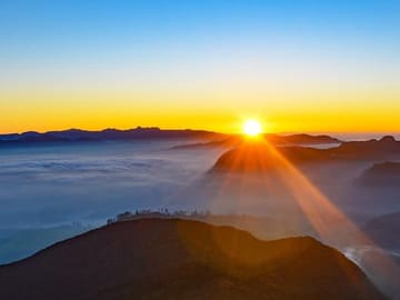 Two-Day Trekking Tour to Adam's Peak in Nallathanniya