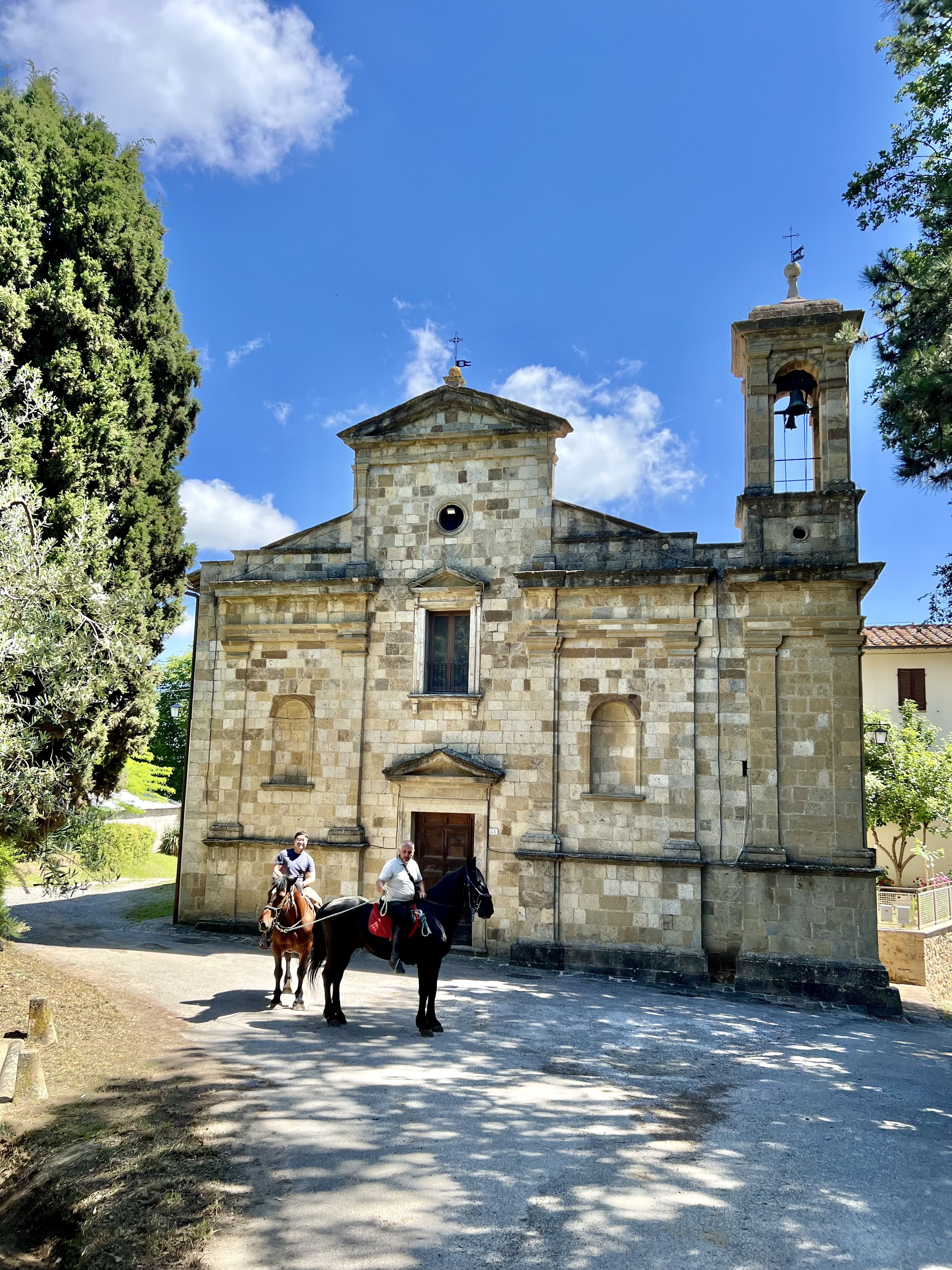 Passeggiata a cavallo in Toscana tra i vigneti di Montepulciano