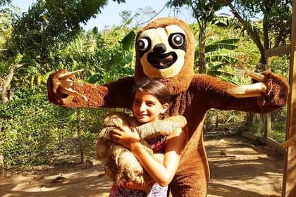 Cruise Ship Family Manawakie Eco Park Culture Tour