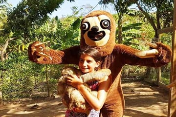 Family Eco Park Tour in Sandy Bay, Honduras