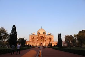 Majestic Himalayan Odyssey: Golden Triangle, Kashmir & Ladakh Expedition