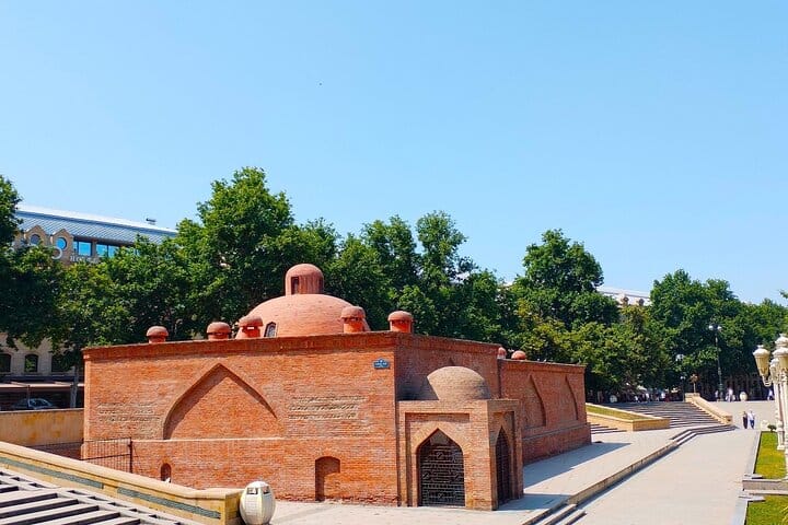 Old_bath_in_Ganja_chokek_hamam_Ganja_tour _Baku_tour