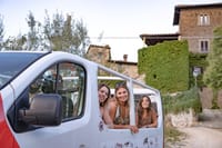 Discover Chianti as in the movie You Me and Tuscany open top van 1