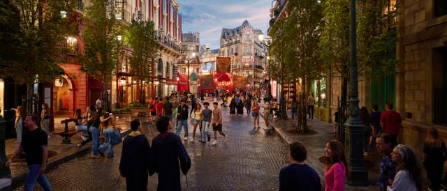 Wizarding Paris and Le Cirque Arcanus at Universal Epic Universe