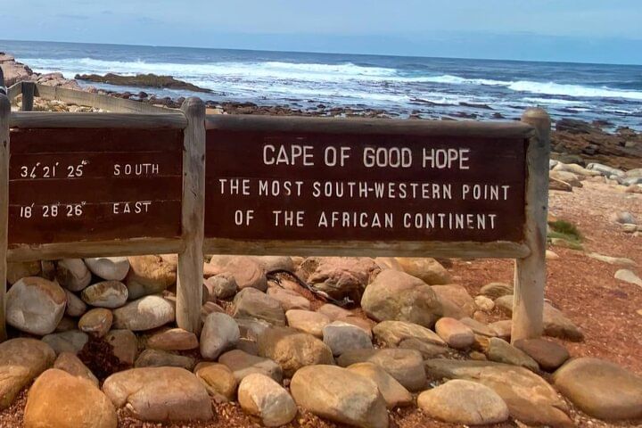 Table Mountain Bo Kaap Penguins and Cape Point Small Group Tour