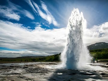 Private Golden Circle Tour with Silfra Snorkeling in Reykjavík