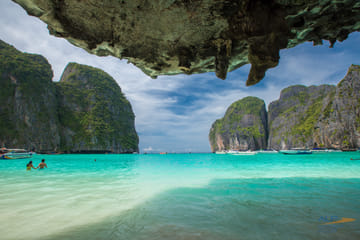Catamaran : Phi Phi Islands & Khai Island Day Trip Snorkeling