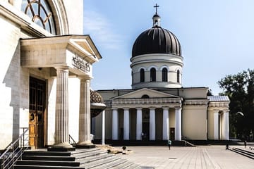 City and Soviet History Tour of Chișinău and Transnistria