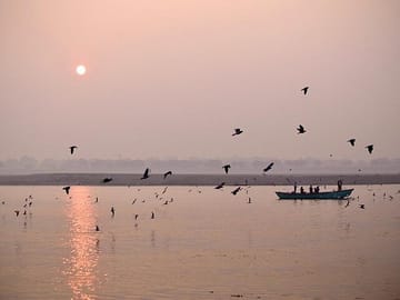 Cultural Tour of Varanasi and Sarnath with Evening Aarti