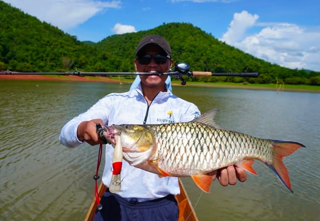 Deep-Sea Fishing Charter 2