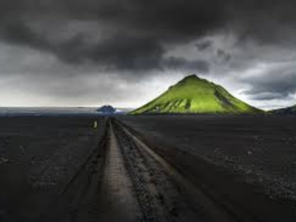 Hekla & Maelifell Adventure - Private Super Jeep Tour — Southcoast Adventure